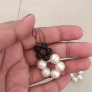 Earring Black And White Pearl