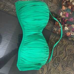 NECK STRAP BRA IN GREEN