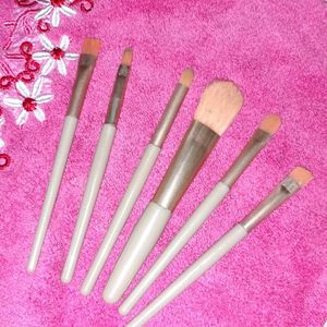 Mackup Brushes