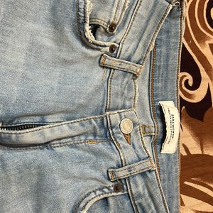 Zara Jeans