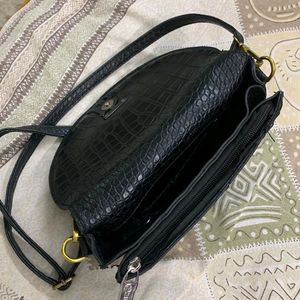 Very New And Extremely Elegant Sling Bag