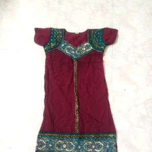 Elegant Medium Size Kurthi