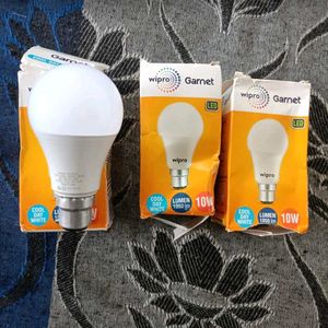 2 Wipro Cool And Night Light Bulbs