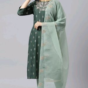 W Brand Green Embroidered Straight Kurta-Solid Tig