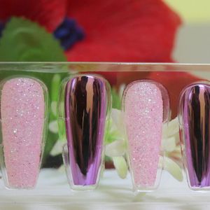 Artificial Beautiful Nails For Women