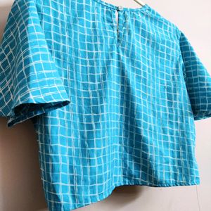 women's Light blue checkered crop top (butterfly sleeves)