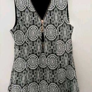 Quiz Sleeveless Cute Top