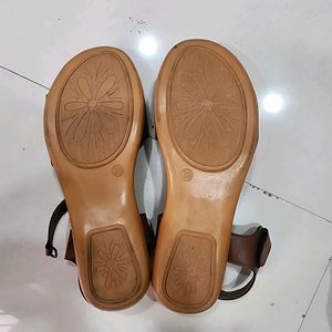 Sandle- Brown