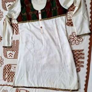 only 100rs- combo of two kurta with leggings set