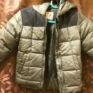 Green Cozy Hoddie For Boys Under 6 Years