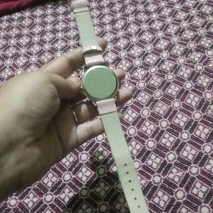 Girls & Women Stylish Watch