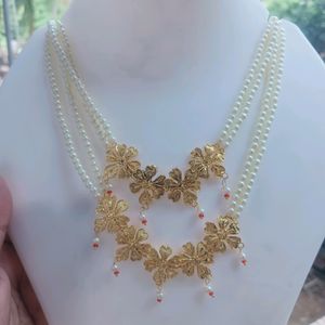 Gold Polish Necklace