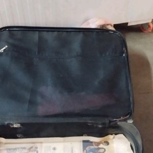 Vintage Traveling Bag Suit Case Laugage Ba