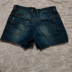 Women Shorts , Waist- 28