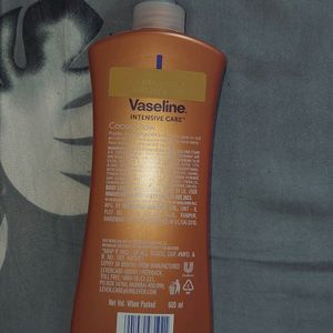 Vaseline Cocoa Moisturiser