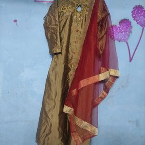 Dewaani Mastani Tapta Lehenga