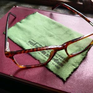 Closed Reader Glasses