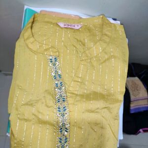 Combo Kurtas