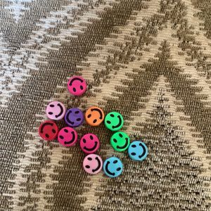 20 Smily Beads To Make Jewellery