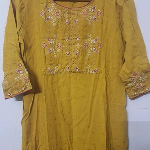 Mustard Kurti