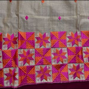 Elegant Phulkari Kurta