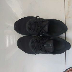 Nike Black Sports Shoes