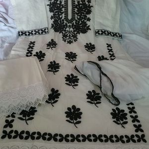 Chikankari Suit With Chiffon Dupatta