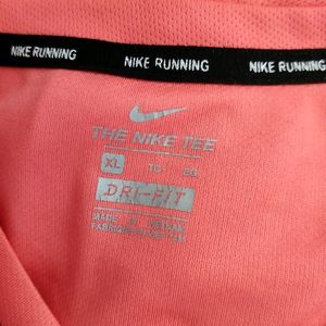 Nike Athletic Wear Tshirt Men