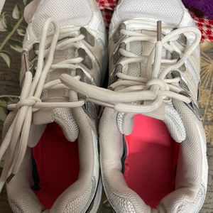 Red Tape Running Shoes