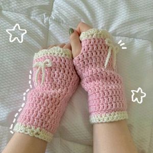 Crochet Bow Gloves