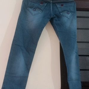 Boy Jeans