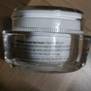 FURR Age Revival Day Cream Reduces Dark Spots