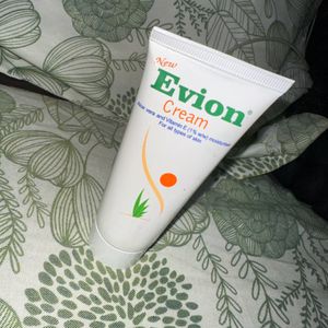 combo of evion cream and patanjali foot crea