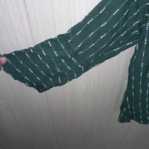 Dark Green Color Top In Pure Cotton Fabric