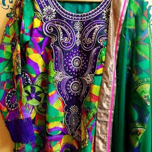 Pakistani Suit💚💜