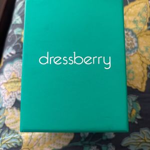 NEW Dressberry Women Analogue Watch