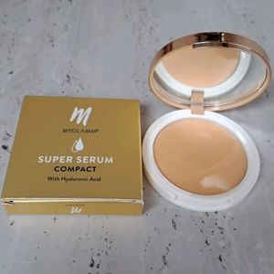 Myglamm Super Serum Compact With Hyaluronic Acid