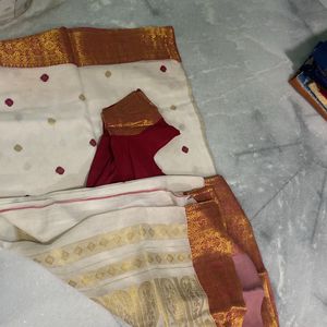 Golden Pallu And Border Saree Used But In Ok