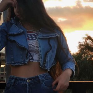 BLUE SHORT CROP DENIM JACKET