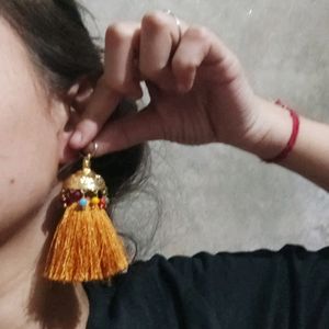 It's Beautiful Earings With Another Free Earing