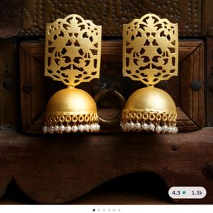 Panash Gold Plated Shaped Jhumka