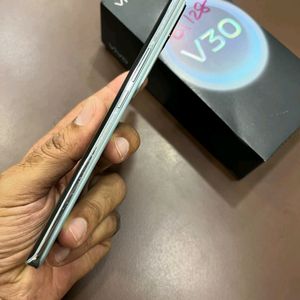 Vivo v30 5G (8/128)