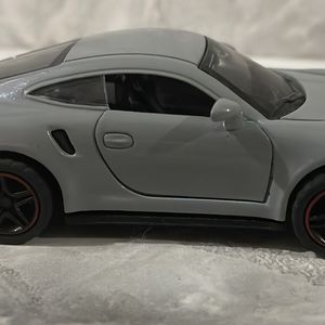 Porsche 911 Car Scale Model 1:43 Size