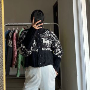 Nordic Reindeer Crop Knit Cardigan