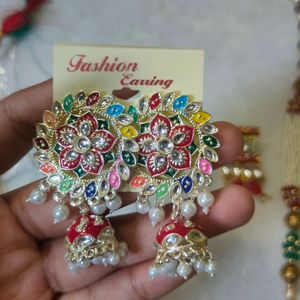 Best Quality Fashion Earstuds For Traditional Wear