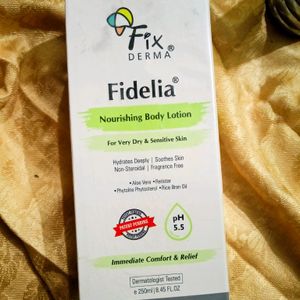 FIX DERMA Fedalia Nourishing Body Lotion.
