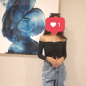 Bohoo Black Offshoulder Crop Top