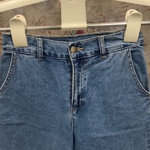 Forever 21 Wide Legged Cropped Denims