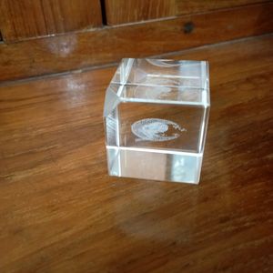 Laser Engraved Crystal Cube