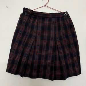 Tennis Skirt With Adjustable Buttons